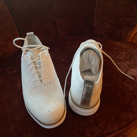 Cole Haan Original Grand White Oxford shoes - Picture 3 of 5